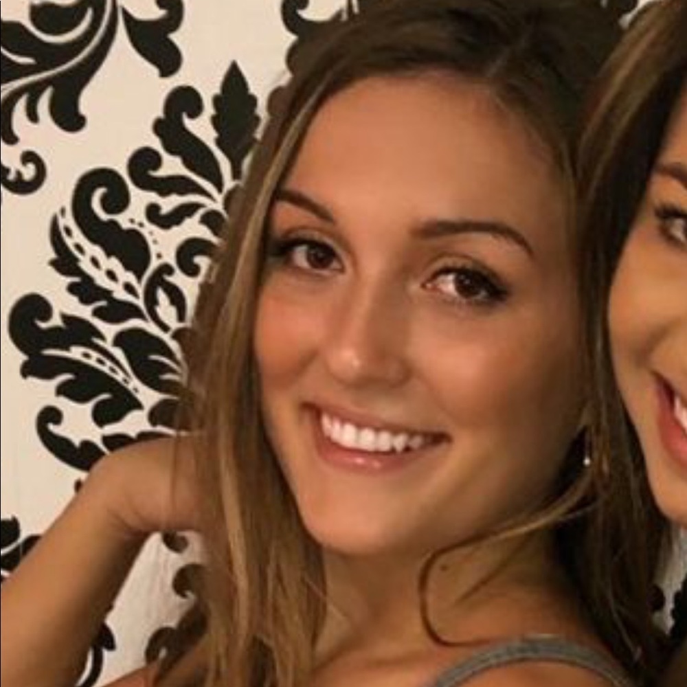 Meet your Posher, Megan
